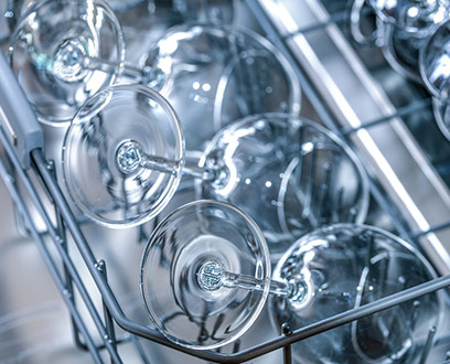 Installation de lave vaisselle pour verre